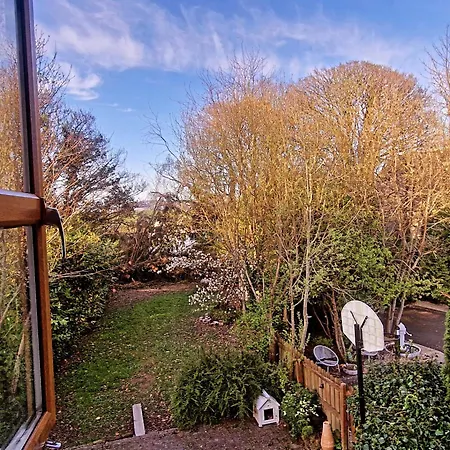 Church View House 4*