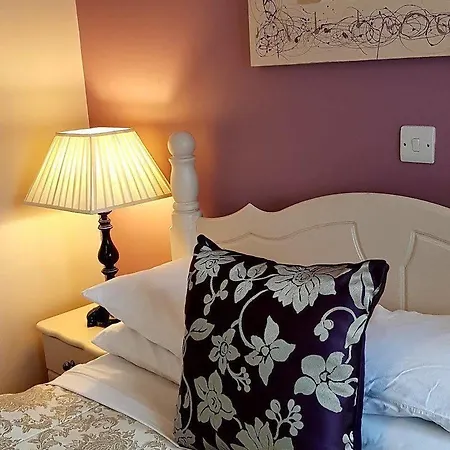 Bed & Breakfast Church View House