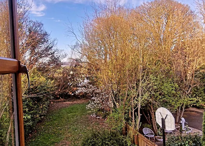 Church View House F56h977 4*